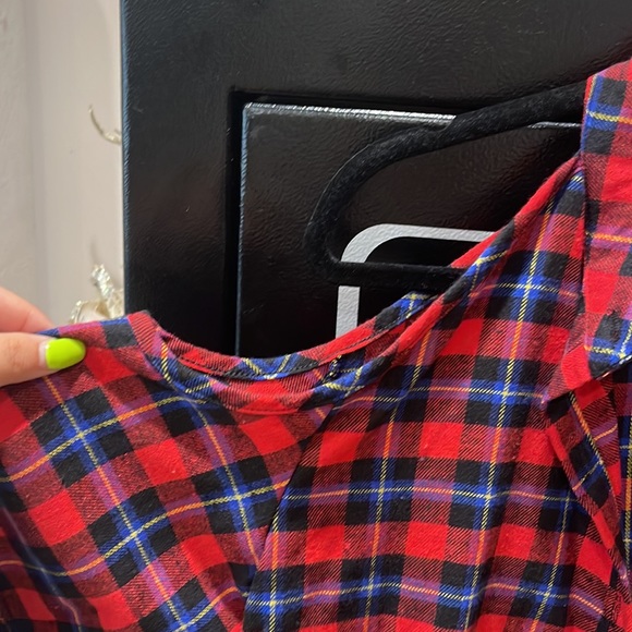Peecaboo shoulder flannel top⭐️⭐️⭐️⭐️⭐️ - Picture 5 of 6